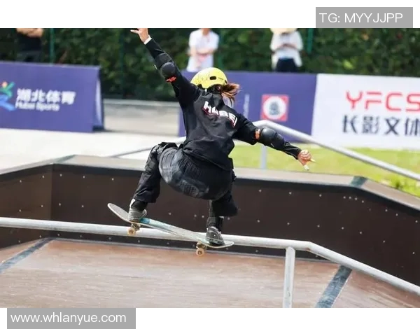 重庆滑板队团队协作引发热议探讨滑板运动中的合作与竞争关系